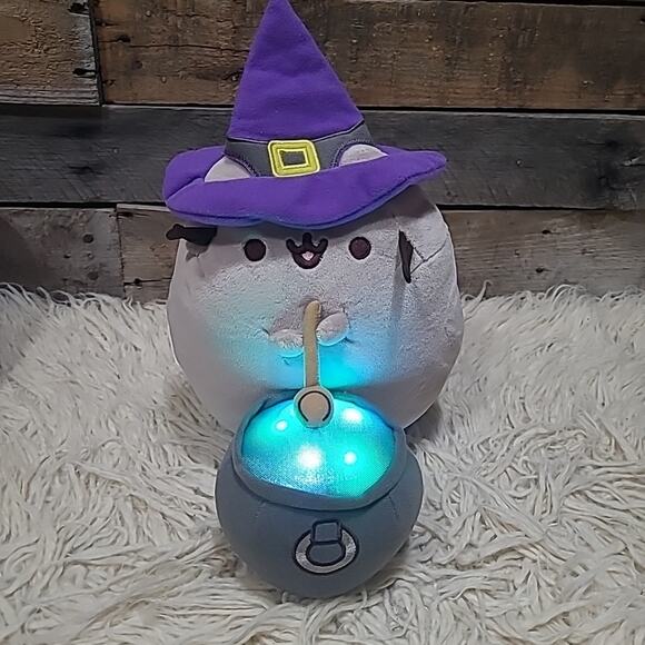 GUND Pusheen Cat Stormy Witch & Light Up Cauldron Plush 9.5" 2018 - Picture 1 of 8